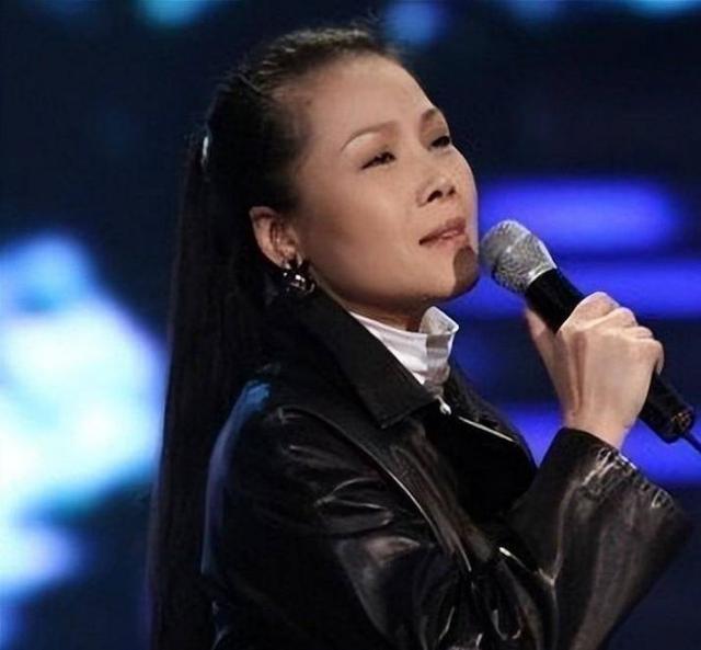 田震：不后悔与那英决裂，我和她不亲，23年后，二人差距显而易见