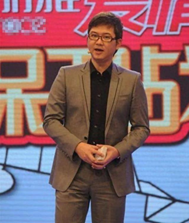 三婚两离，赵川情路坎坷，为啥却是最受欢迎的情感导师？