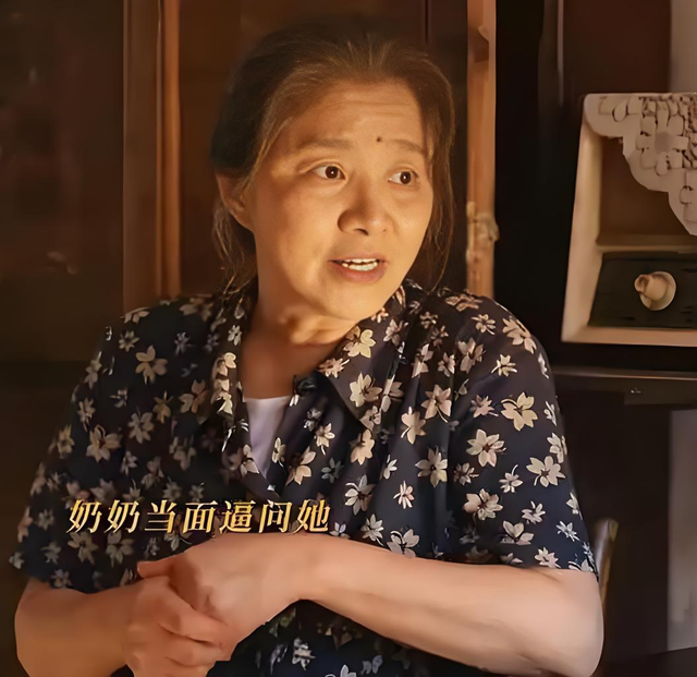 迟蓬：和倪萍是好闺蜜，与丈夫相爱40年，如今因《小巷人家》爆红