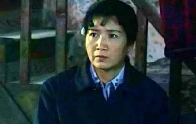 曹翠芬：与丈夫恩爱53年,为演戏一生没要孩子,78岁的她过得幸福吗