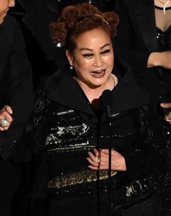 韩流教母李美敬：被三星家族踢出家门后，把韩流捧进了奥斯卡