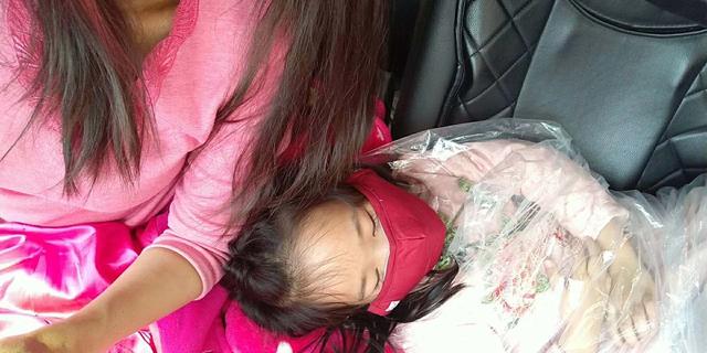 “你那么红了,怎么还在开出租?”