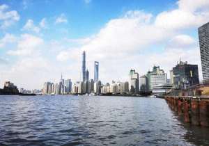 上海汤臣一品小区(套均面积超汤臣一品，上海108套豪宅一天售罄，业主“平均亿万富翁”)