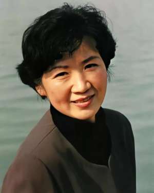 曹桂芬(曹翠芬：与丈夫恩爱53年,为演戏一生没要孩子,78岁的她过得幸福吗)