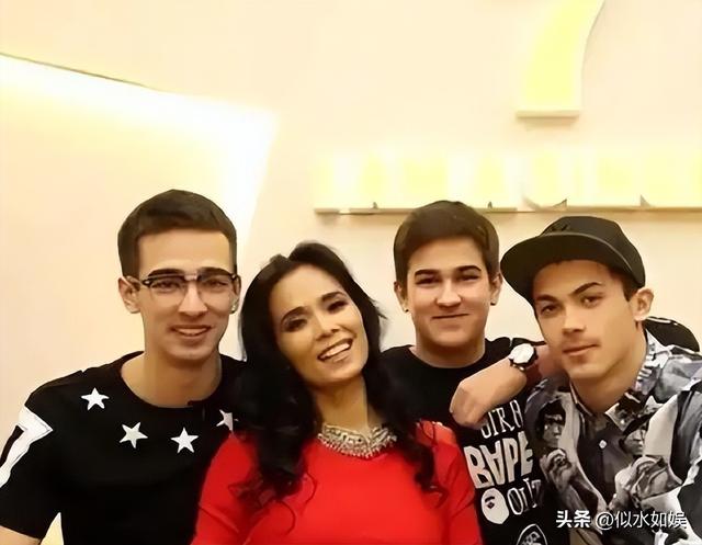 61岁韦唯近况,自曝车祸脊柱断裂,深山隐居10年,洋人前夫已离世