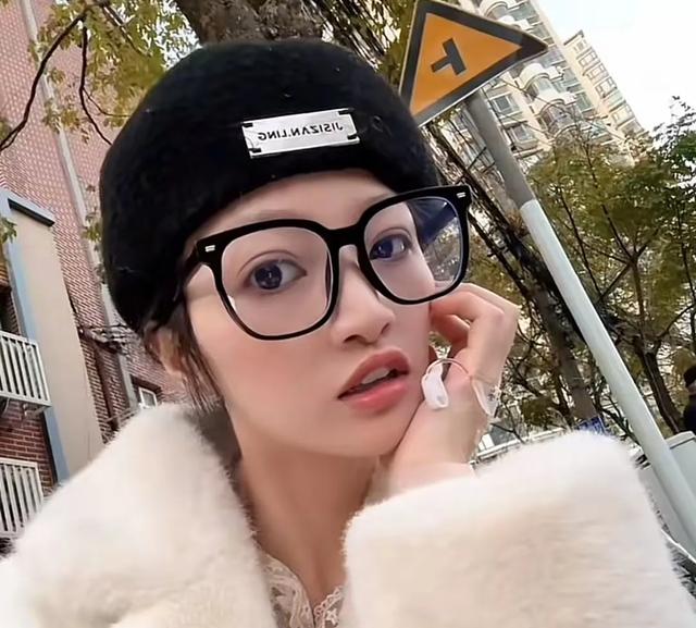 贵州美女模特“春梅”去世！年仅29岁，化疗18次，因月经不调确诊