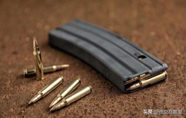 百年难题被解决!枪战中如何查看剩余弹量,不用局限这三种方法了