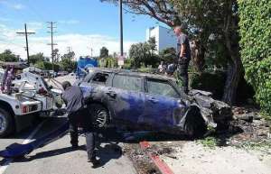 安妮海切(好莱坞女星安妮·海切车祸去世，家属决定捐献其器官)