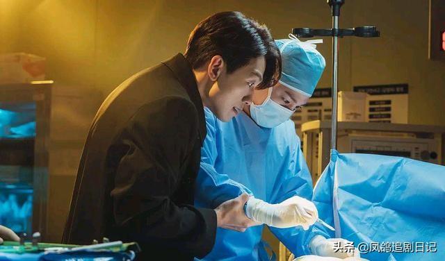 《幽灵医生》：越看越上头