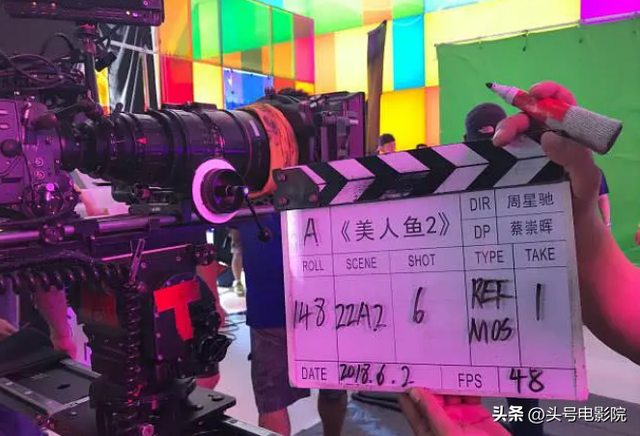 周星驰吹箫,想加入五月天!和周杰伦林俊杰互动,真要进军歌坛?