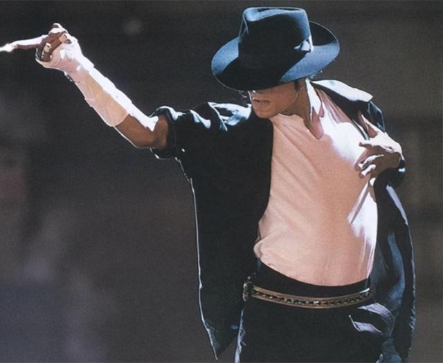 迈克杰克逊死亡，源于被注射异丙酚，私人医生穆雷是过失还是故意