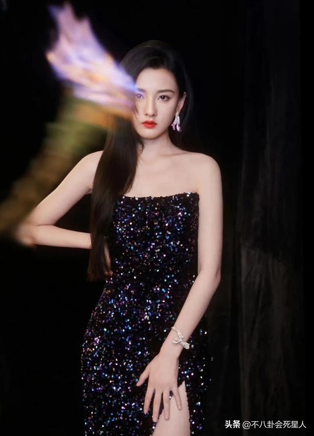 宋祖儿被曝偷漏税后续，前公司发文扯清关系，制片人取关