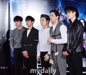 teentop([MD PHOTO] 韩国偶像组合TEEN TOP参加《X战警：天启》宣传活动)