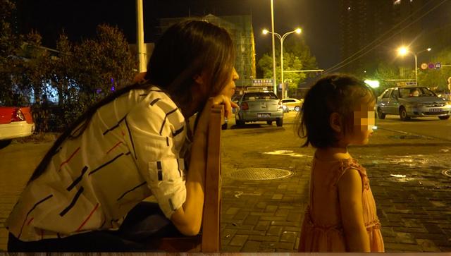 “你那么红了,怎么还在开出租?”