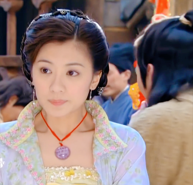 武则天年轻时到底有多美?深山大佛揭开谜底,难怪能迷倒两任皇帝