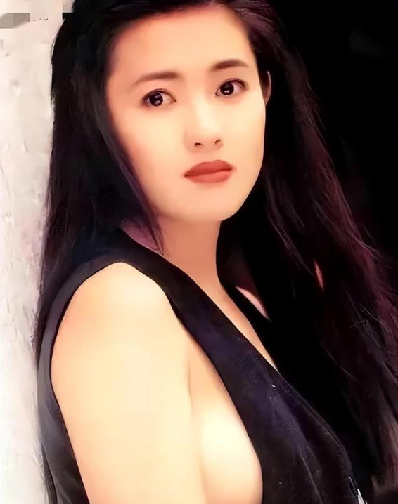 香港大尺度“三级片”《蜜桃成熟时》当年清纯的李丽珍为什么会拍