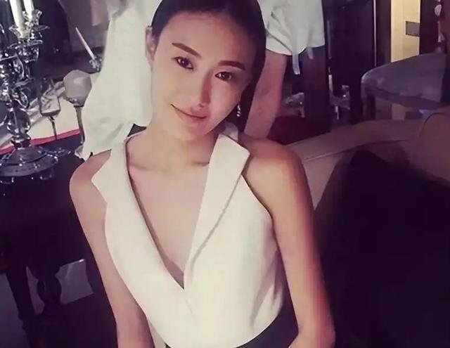 从华谊董事妻子到陈冠希的老婆，让浪子回头的秦舒培，有何魔力？