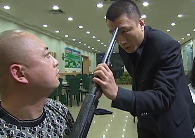 《征服》“真凶”封飙：出场不多的他，隐藏三种“能力”，不简单