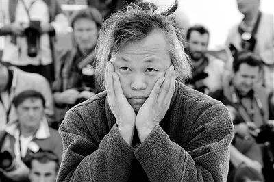 女大学生误入“泥潭”,却患上人质综合症,结局令人咋舌...