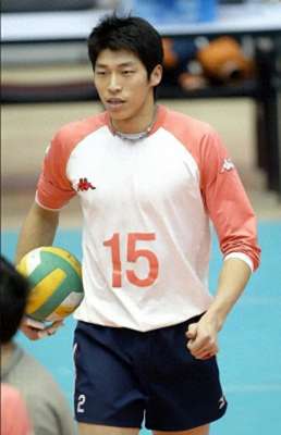 沈琼的真实身份(男排名将沈琼：运动生涯有悲情，39岁才结婚)