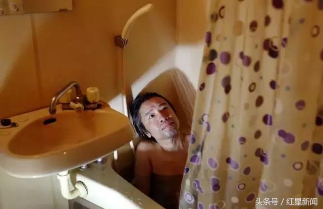 不工作上学不沟通……日本孤独终老的50万蛰居族：最长已隔绝十多年