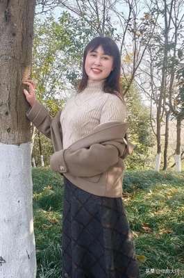 李秀英(乡村之恋：李秀英的意外情感纠葛)