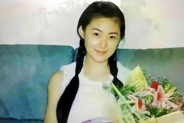 26岁爆红,因戏与丁海峰传绯闻,“潘金莲”王思懿如今怎样了?