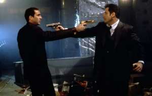 少年花草黄(邓紫衣：国产烂片的“钉子户”，主演电影评分都在60以下)