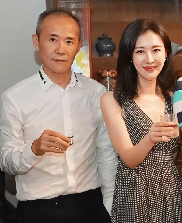 王的女人”田朴珺：曾被汤臣一品少爷抛弃，却逆袭成万科老板娘