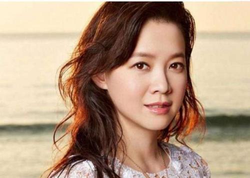 一部曾志伟的风流史,就是一部40年港圈女星的黑暗史