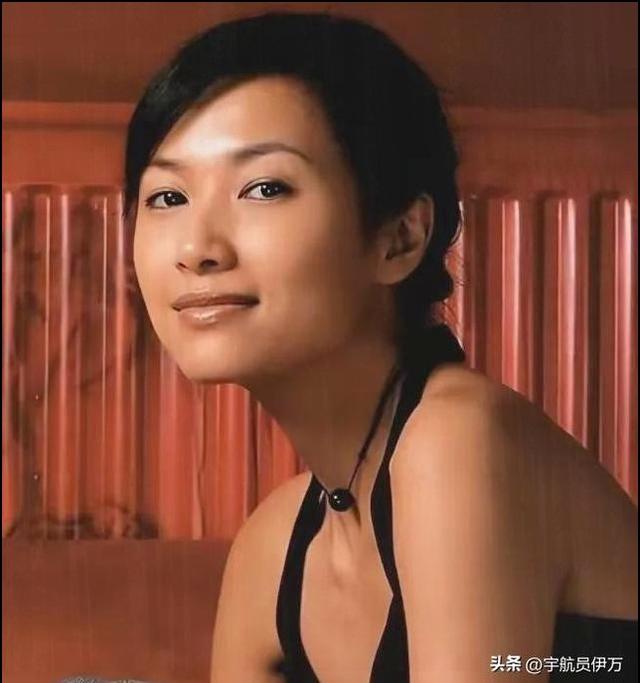 她私生活有多混乱？和成龙深夜醉酒后激吻，著名作家不惜为其离婚