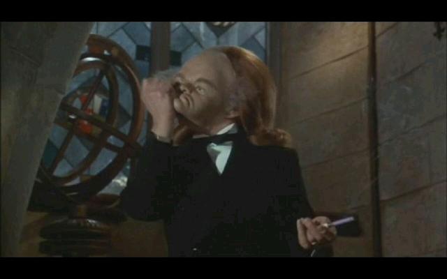 电影《怪宴》用黑色幽默的方式，间接的来嘲讽、挖苦侦探文化！