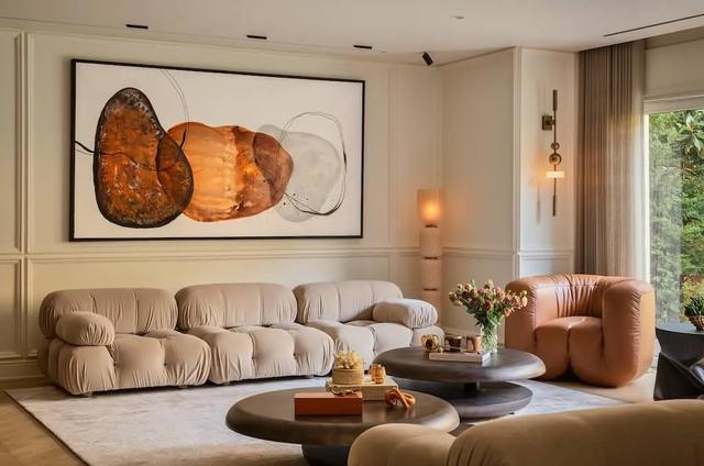 从精致到奢华的 E House，舒适的现代家庭住宅