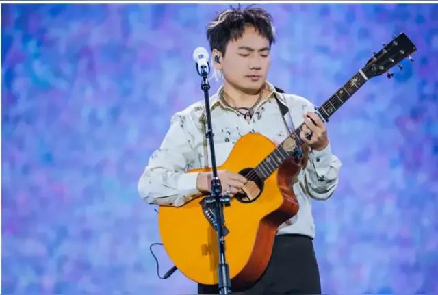 《别知己》：海来阿木唱出的友情绝响，触动无数心灵