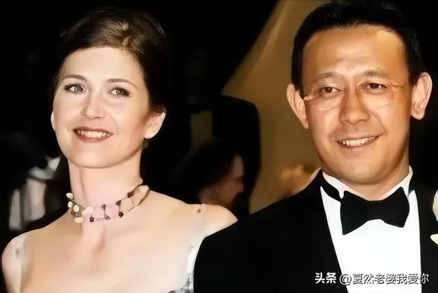 周韵：嫁大15岁二婚姜文，生俩儿子不被认可，18年后却成全家团宠