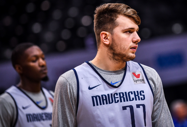 东契奇活该被交易，球队给 11 天时间减肥，他无视球队要求