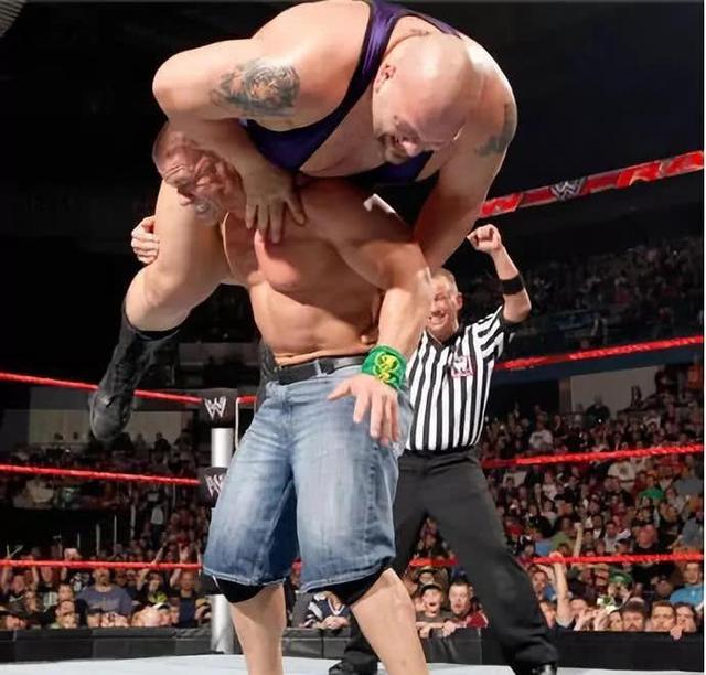 大秀哥：从体重450斤的大胖子，到6块腹肌的巨人，太不容易了