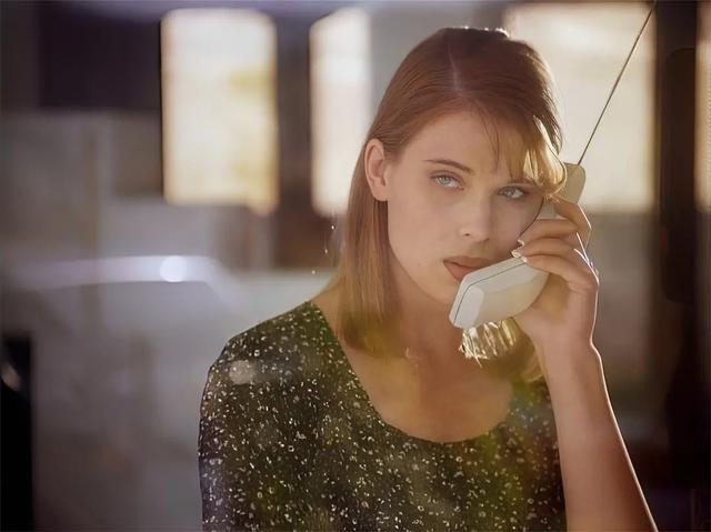 性感尤物香侬·惠利：四部经典艺术电影，值得收藏