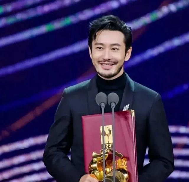 知名娱记曝黄晓明baby婚姻状态，婚后多次被传离婚