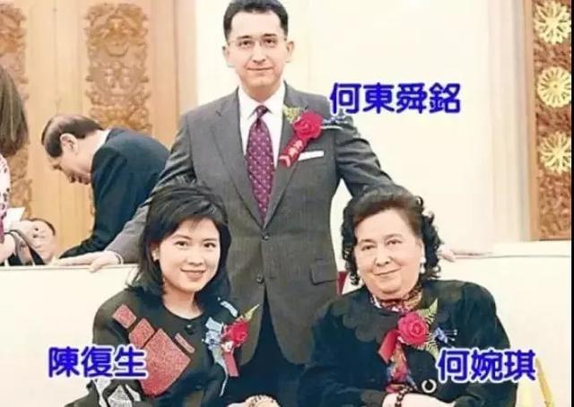 与堂弟不伦生子，与亲哥反目成仇，她是赌王晚年最痛恨的妹妹