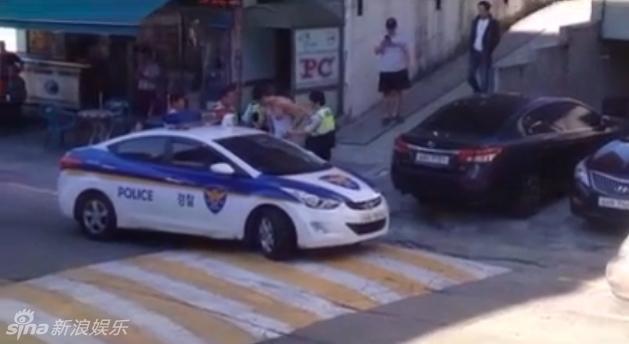 5名男子凌晨雪中裸奔 称为致青春洗涤心灵