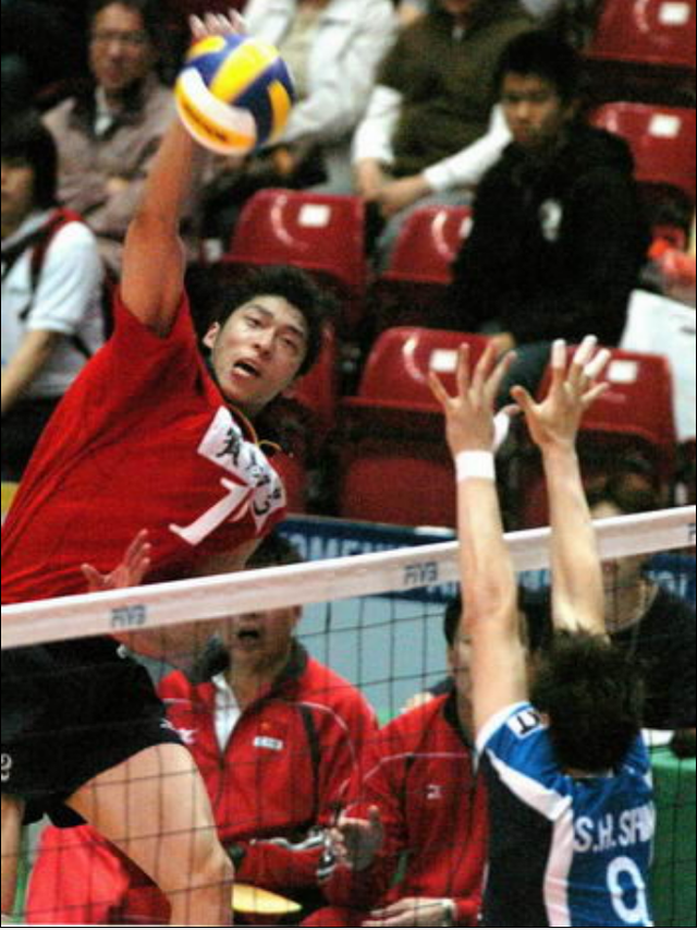 男排名将沈琼:运动生涯有悲情,39岁才结婚