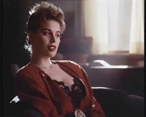 香侬惠利(性感尤物香侬·惠利：四部经典艺术电影，值得收藏)