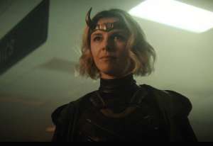 女洛基(女洛基现身网友凭细节猜测其真实身份竟是她？)