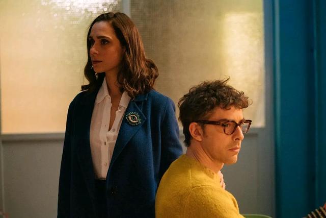 俄罗斯也太敢拍了,大尺度“三级片”《忠贞》,看完直呼过瘾