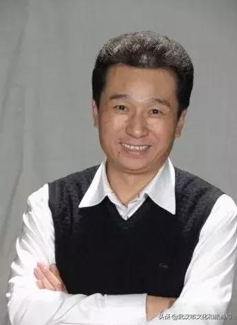 《都市茶座》原班人马，原来一直在胜利街等你！