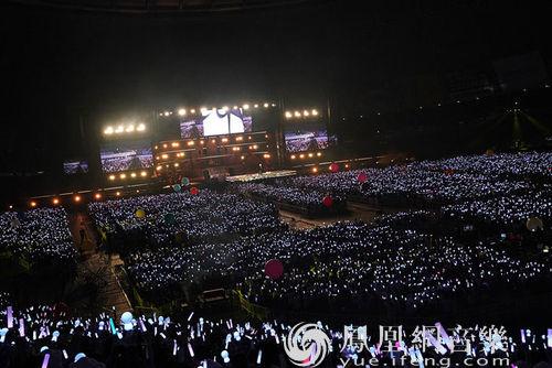Mafumafu首场个人巨蛋演唱会引发粉丝狂热