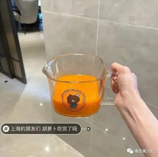 整形换头、炫富翻车，美女网红1saye被扒出黑料不断