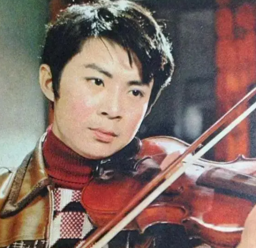 80年代红极一时，因父亲反对无奈退圈的宝珣，如今成为商业大亨！