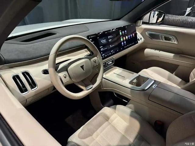 深蓝S09 长超5米2，豪华大6座SUV！“9”字辈家族添新丁！